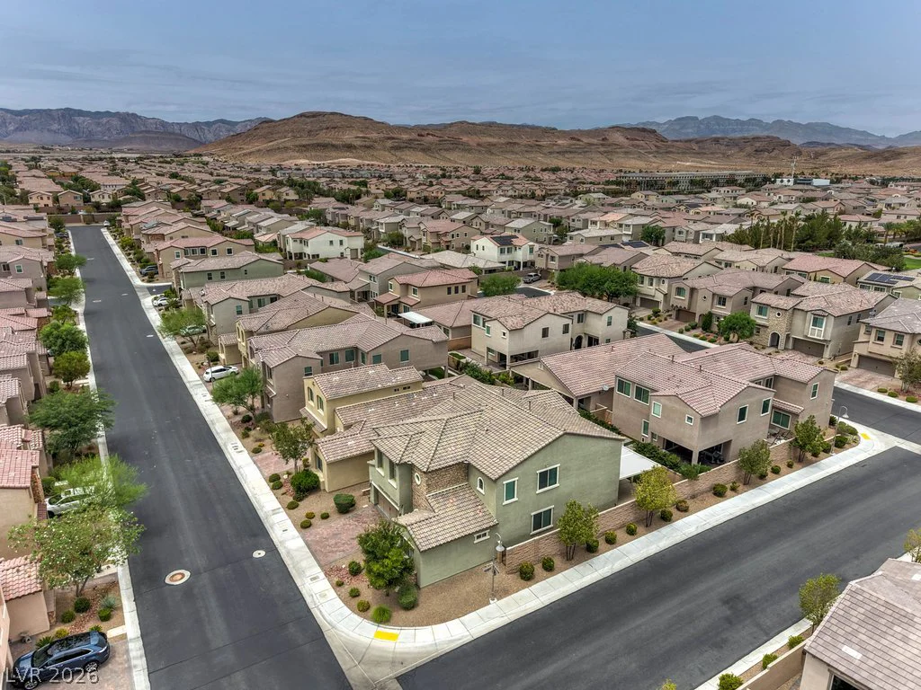 991 Whitworth, Las Vegas, NV 89148