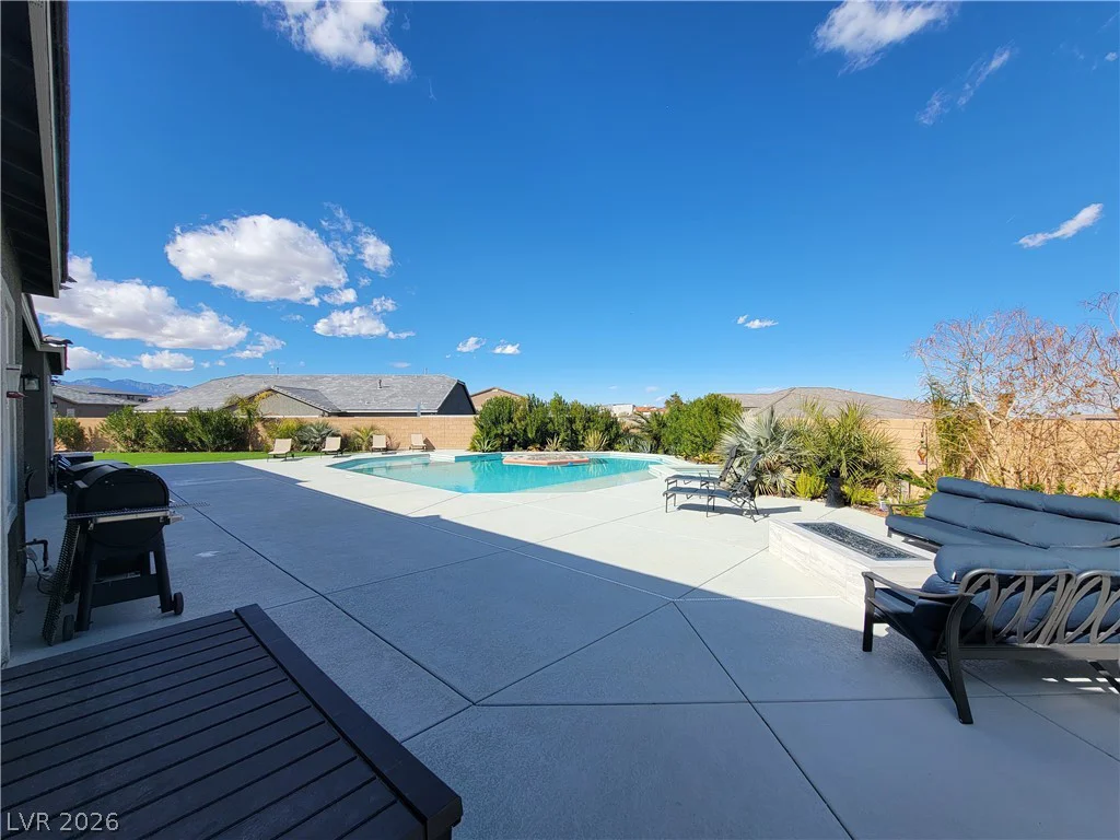 8740 Pioneer, Las Vegas, NV 89113