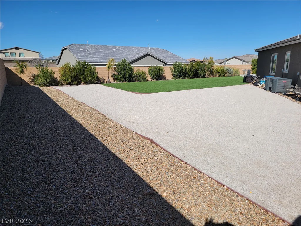 8740 Pioneer, Las Vegas, NV 89113