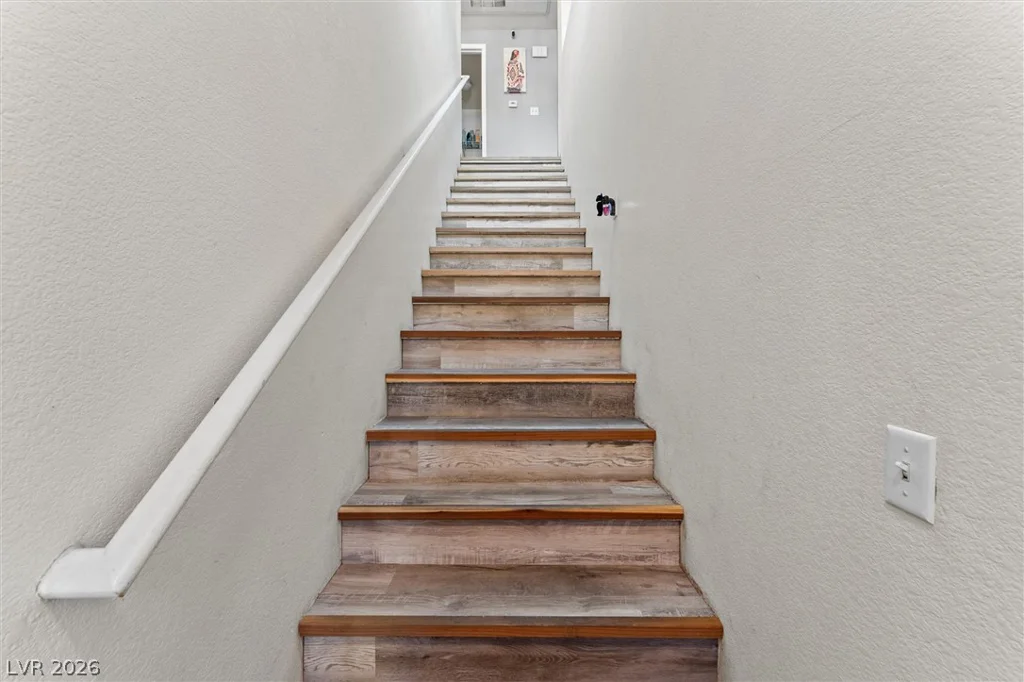 2041 Hussium Hills, Las Vegas, NV 89108