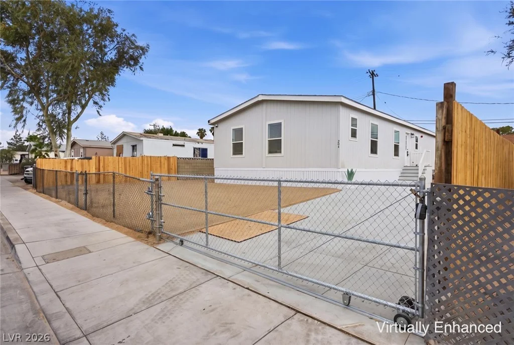 204 Mojave, Henderson, NV 89015