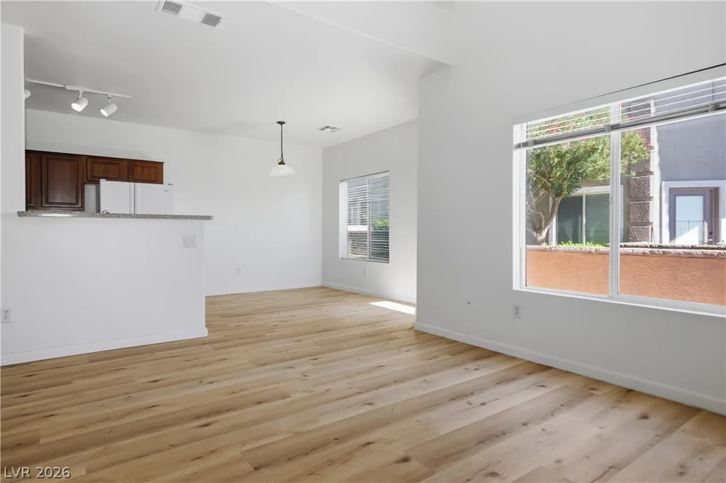 10410 Gold Shadow, Las Vegas, NV 89129