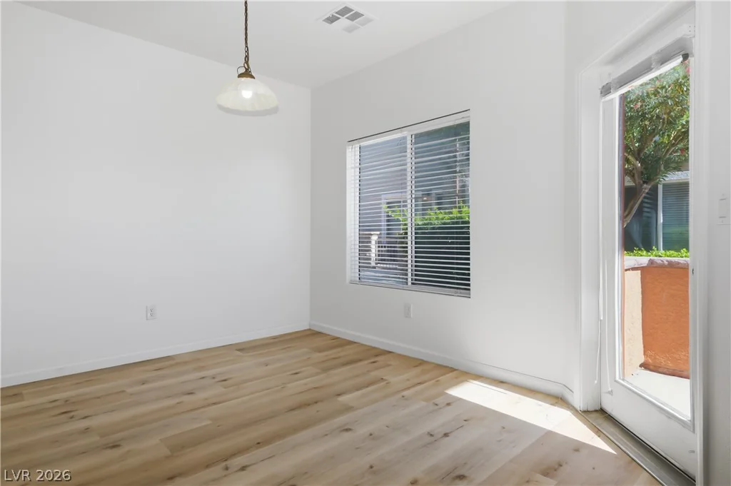 10410 Gold Shadow, Las Vegas, NV 89129