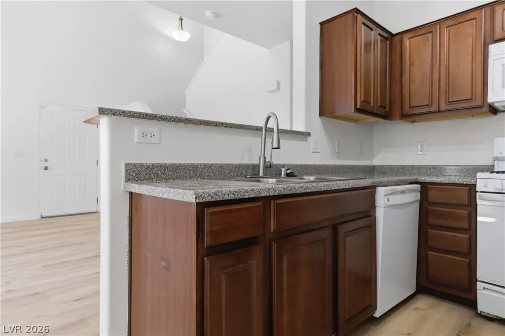 10410 Gold Shadow, Las Vegas, NV 89129