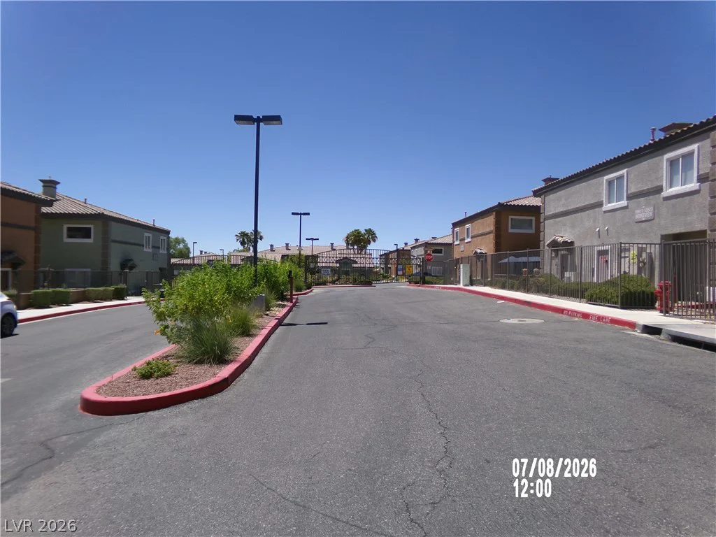 10410 Gold Shadow, Las Vegas, NV 89129
