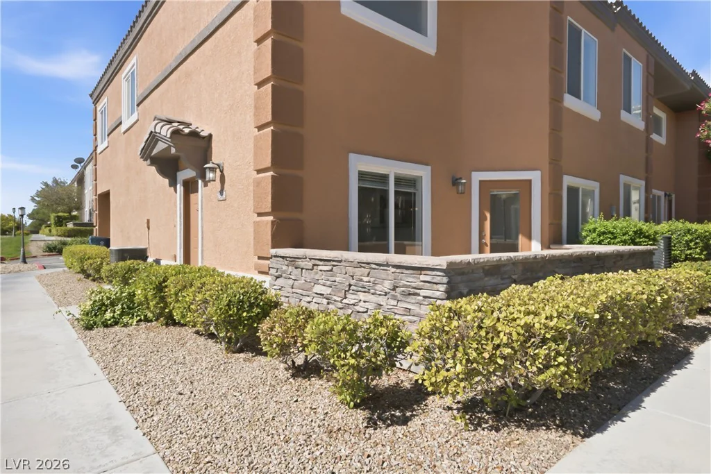 10410 Gold Shadow, Las Vegas, NV 89129