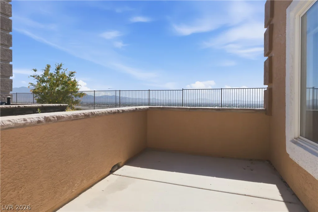 10410 Gold Shadow, Las Vegas, NV 89129