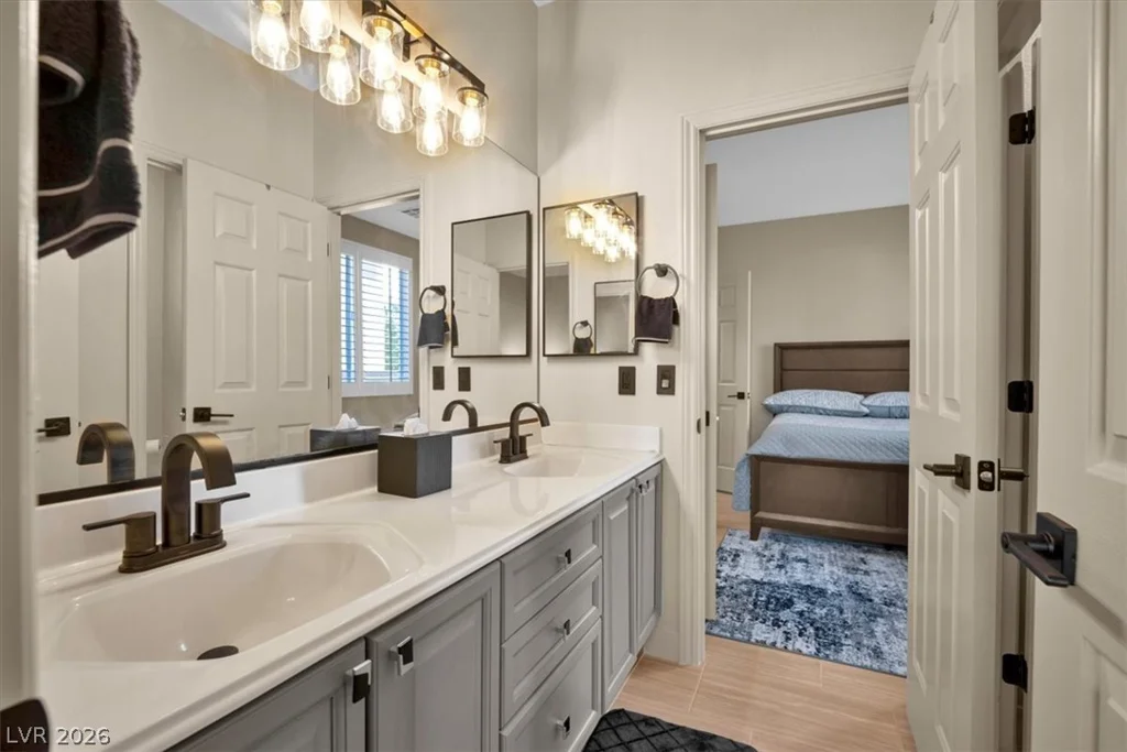 1323 Rolling Sunset, Henderson, NV 89052