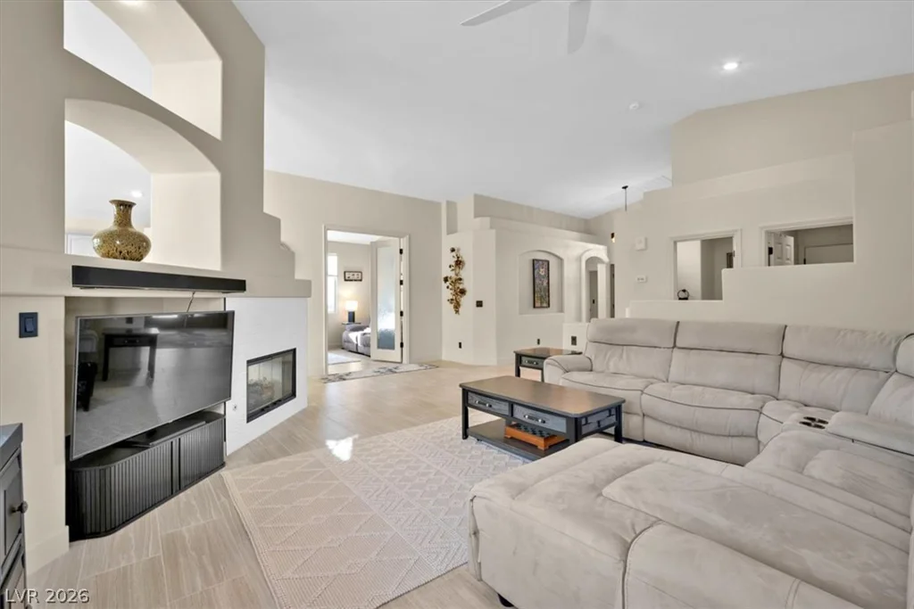 1323 Rolling Sunset, Henderson, NV 89052