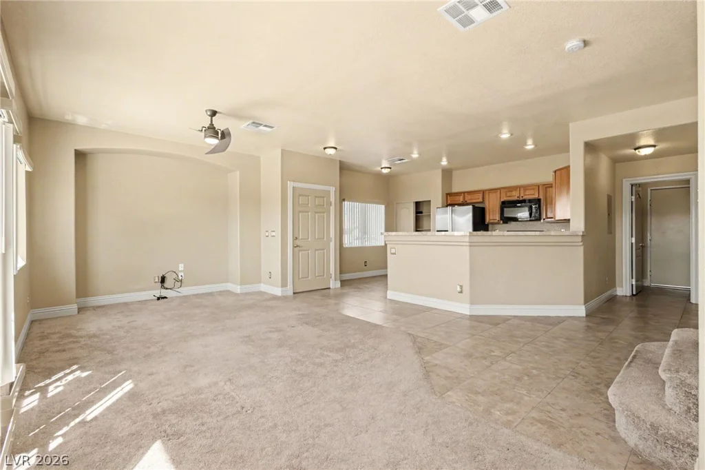 6752 Lookout Lodge, North Las Vegas, NV 89084