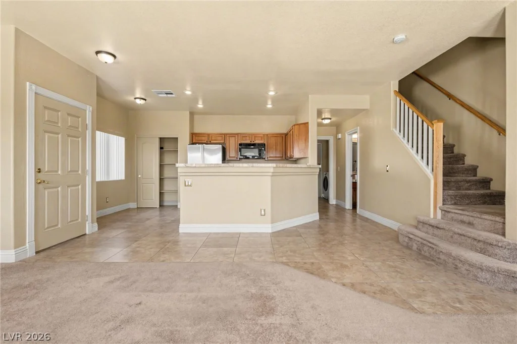 6752 Lookout Lodge, North Las Vegas, NV 89084