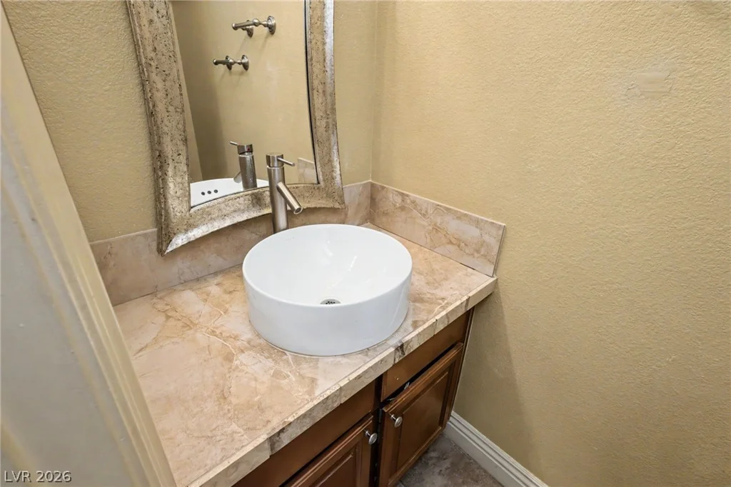 6752 Lookout Lodge, North Las Vegas, NV 89084