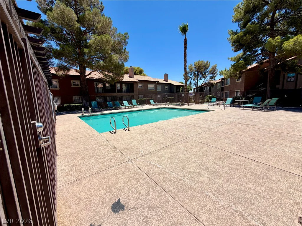 2750 Durango, Las Vegas, NV 89117