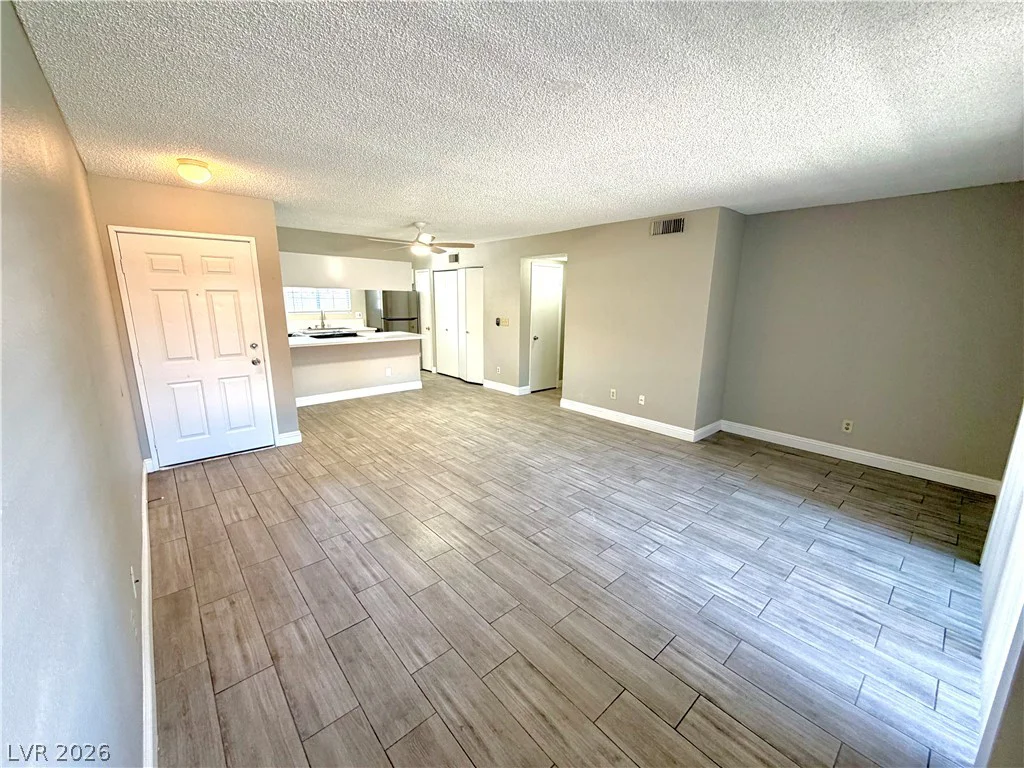 2750 Durango, Las Vegas, NV 89117