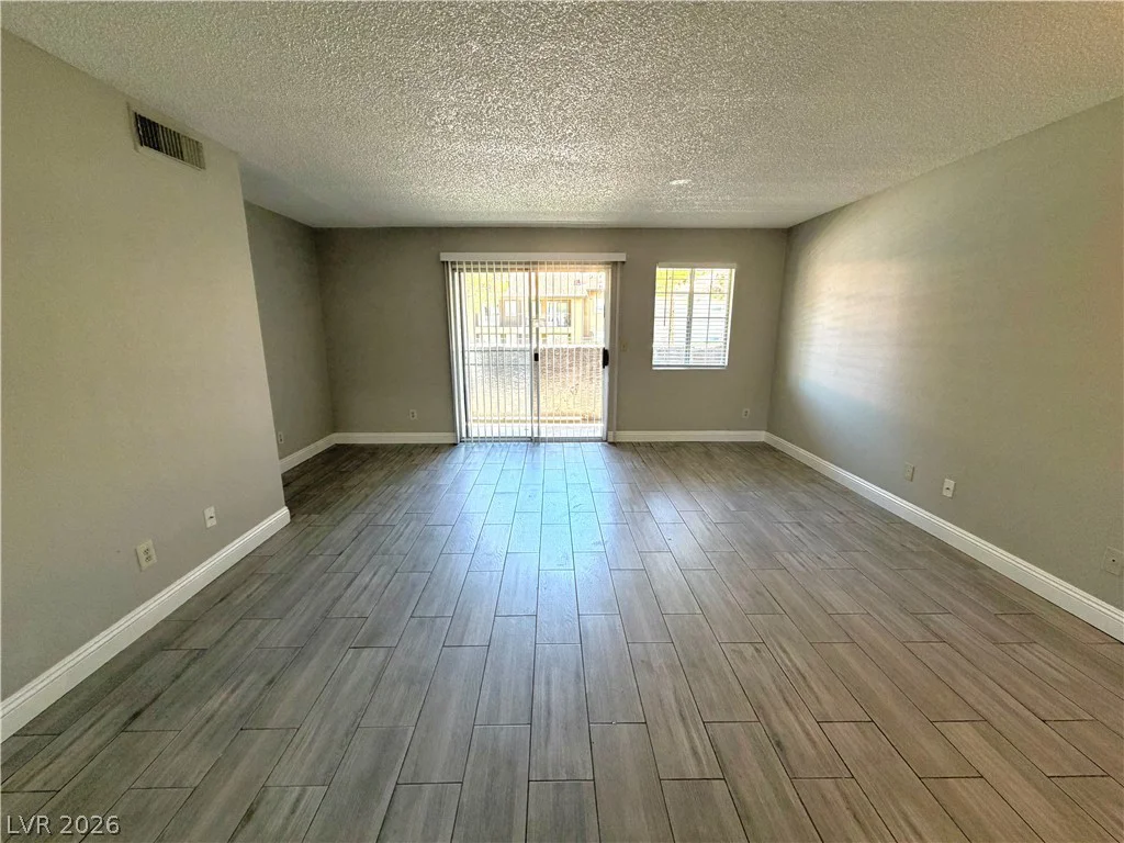 2750 Durango, Las Vegas, NV 89117