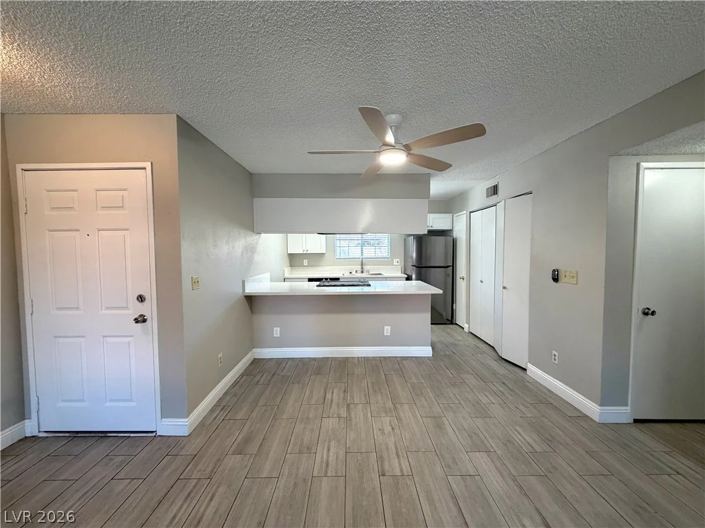 2750 Durango, Las Vegas, NV 89117