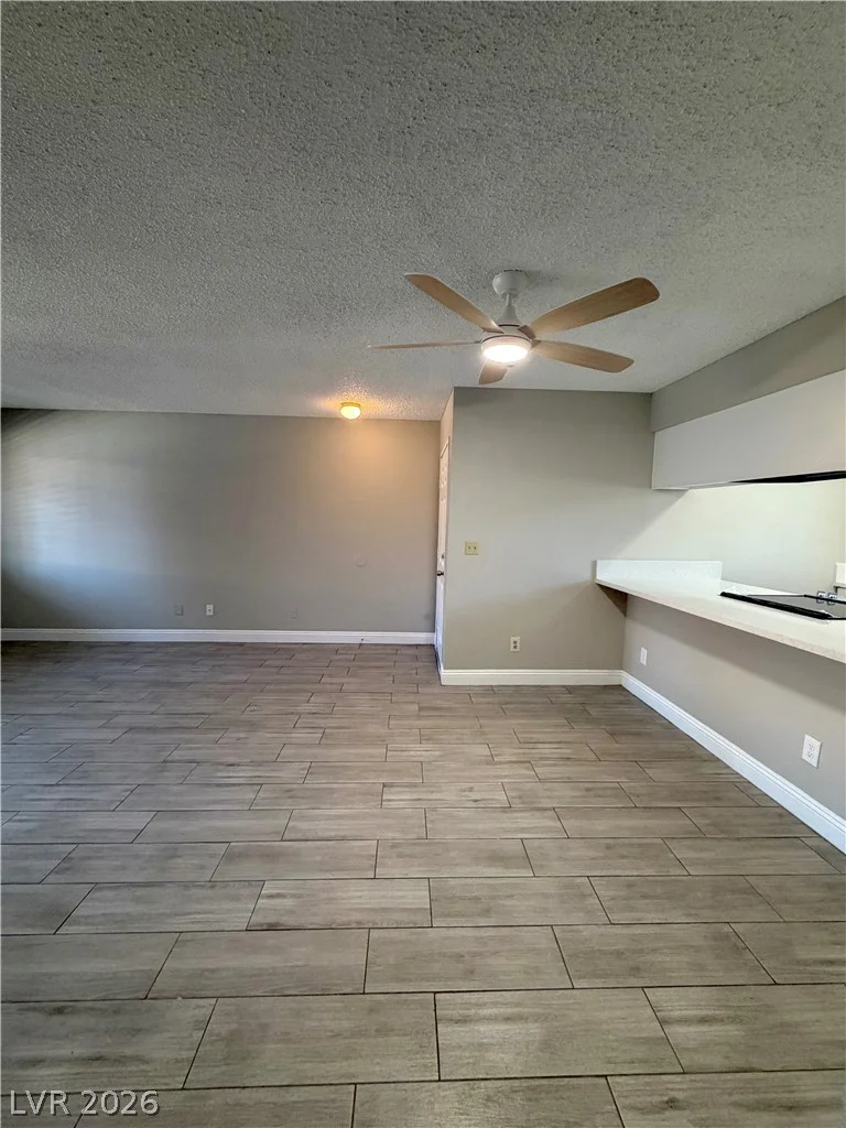 2750 Durango, Las Vegas, NV 89117