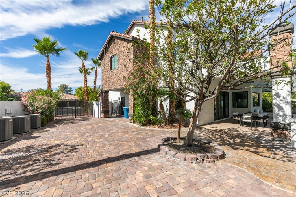 2200 Paseo, Las Vegas, NV 89117