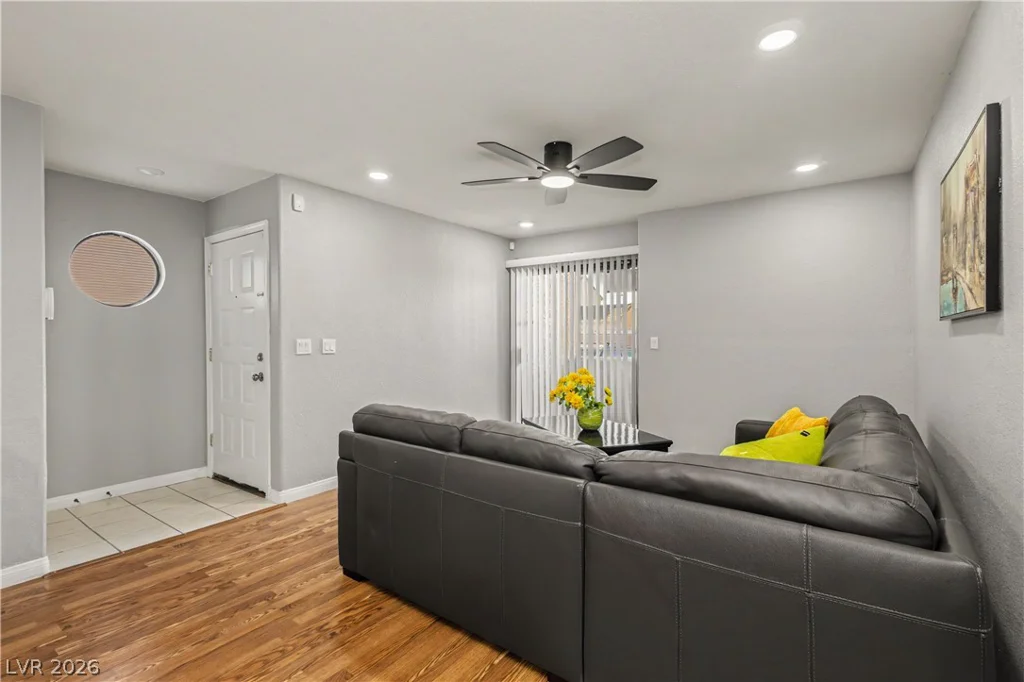 2967 Juniper Hills, Las Vegas, NV 89142