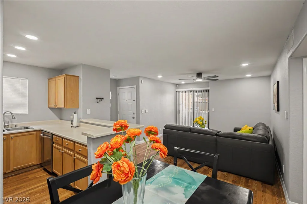 2967 Juniper Hills, Las Vegas, NV 89142