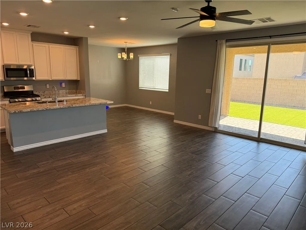 2715 Aldine, Las Vegas, NV 89142