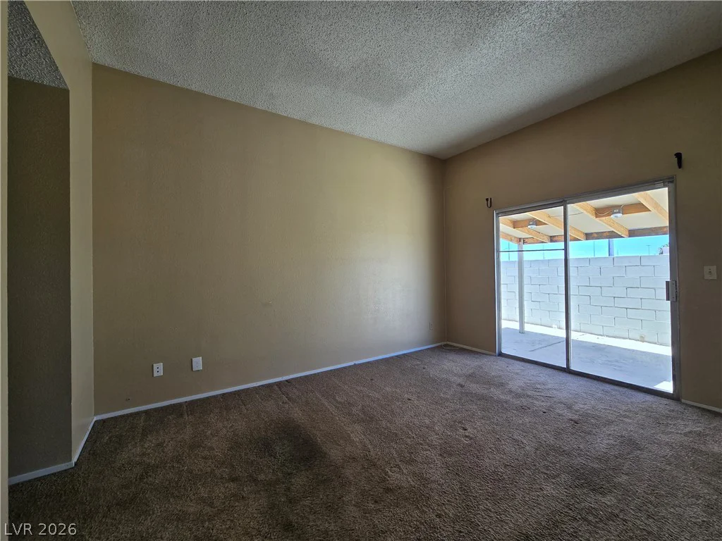 104 Lucy Thompson, Las Vegas, NV 89107