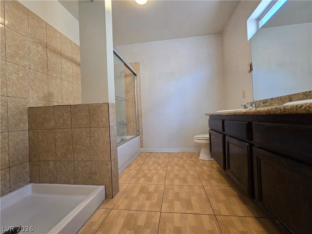 104 Lucy Thompson, Las Vegas, NV 89107