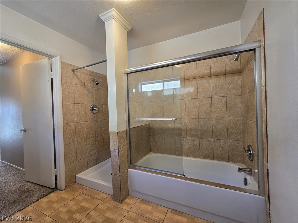 104 Lucy Thompson, Las Vegas, NV 89107