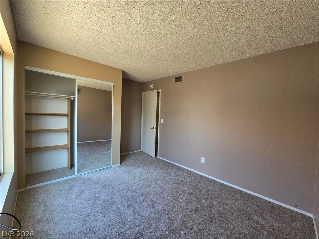 104 Lucy Thompson, Las Vegas, NV 89107