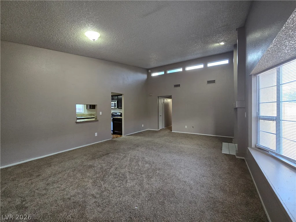 104 Lucy Thompson, Las Vegas, NV 89107