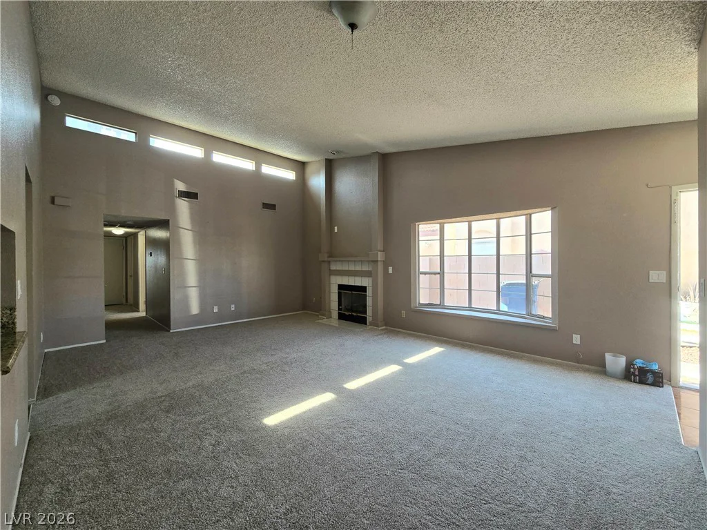 104 Lucy Thompson, Las Vegas, NV 89107