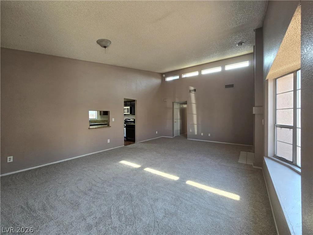 104 Lucy Thompson, Las Vegas, NV 89107