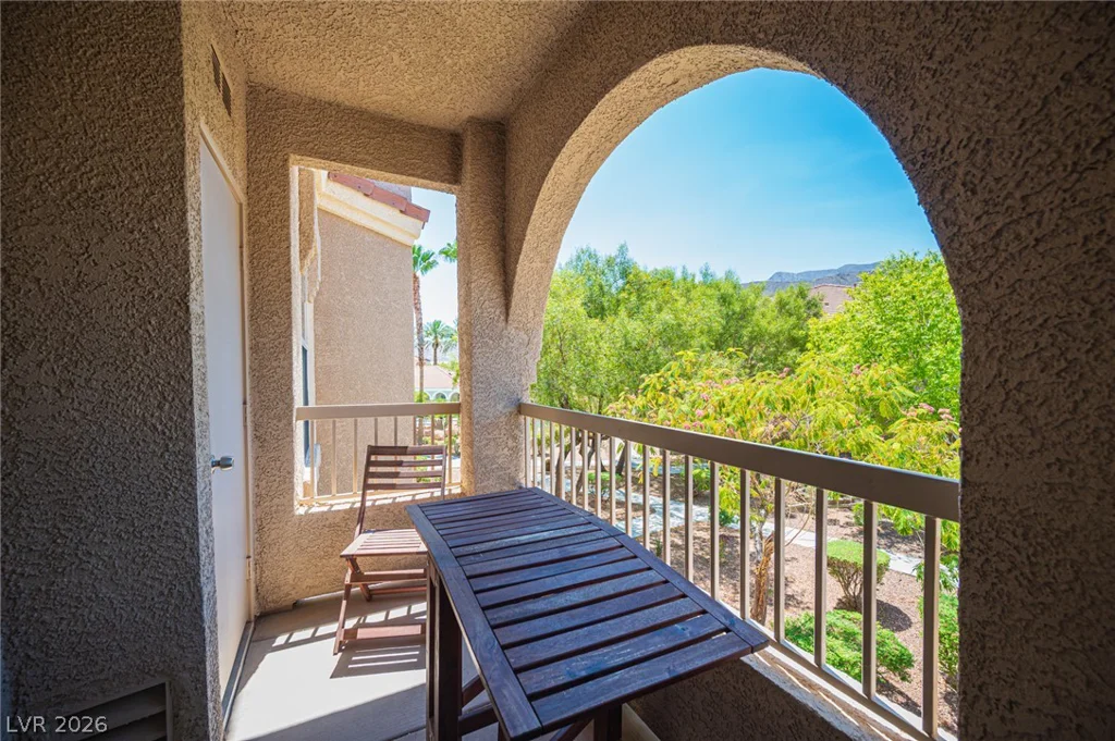 10550 Alexander, Las Vegas, NV 89129