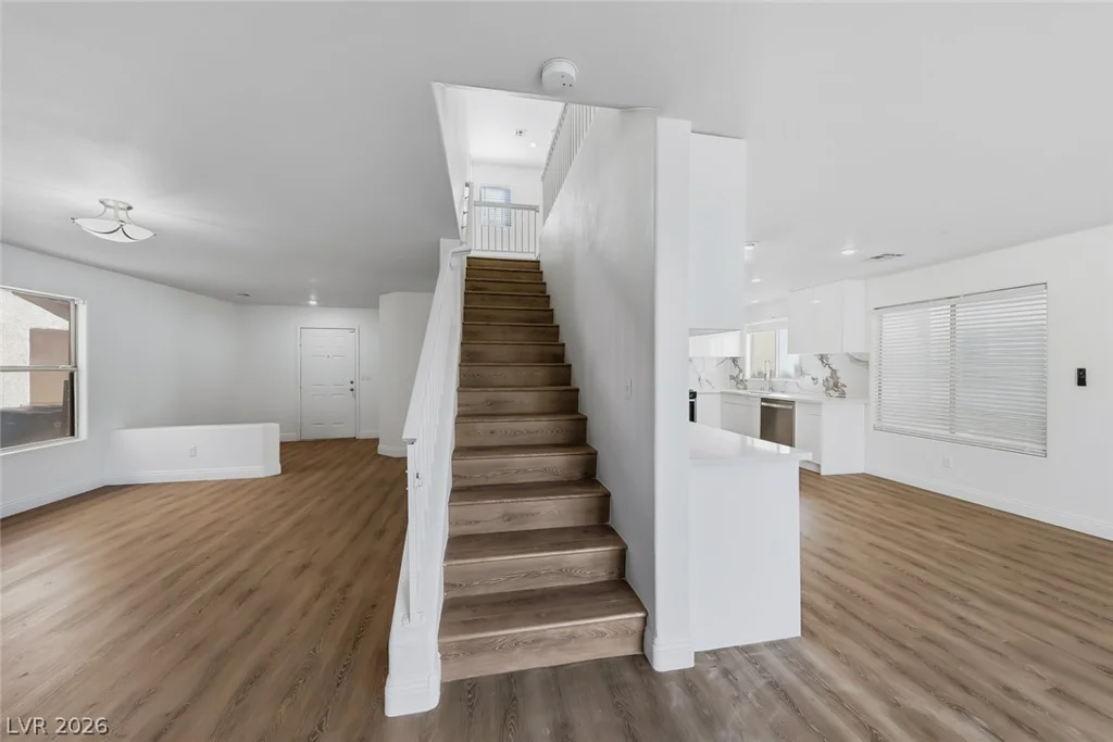 8608 Hidden Pines, Las Vegas, NV 89143