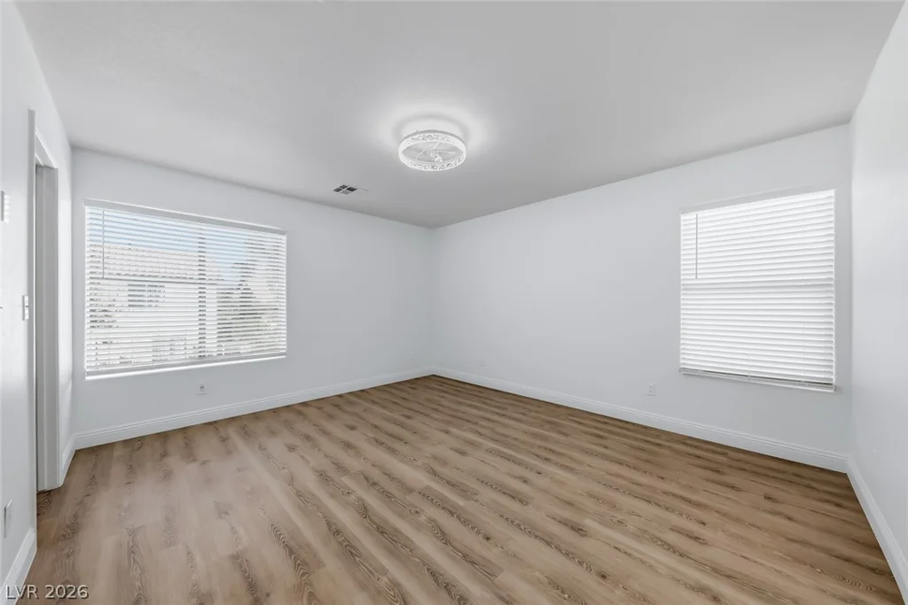 8608 Hidden Pines, Las Vegas, NV 89143