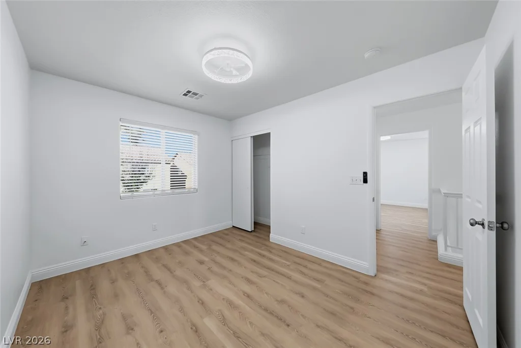 8608 Hidden Pines, Las Vegas, NV 89143