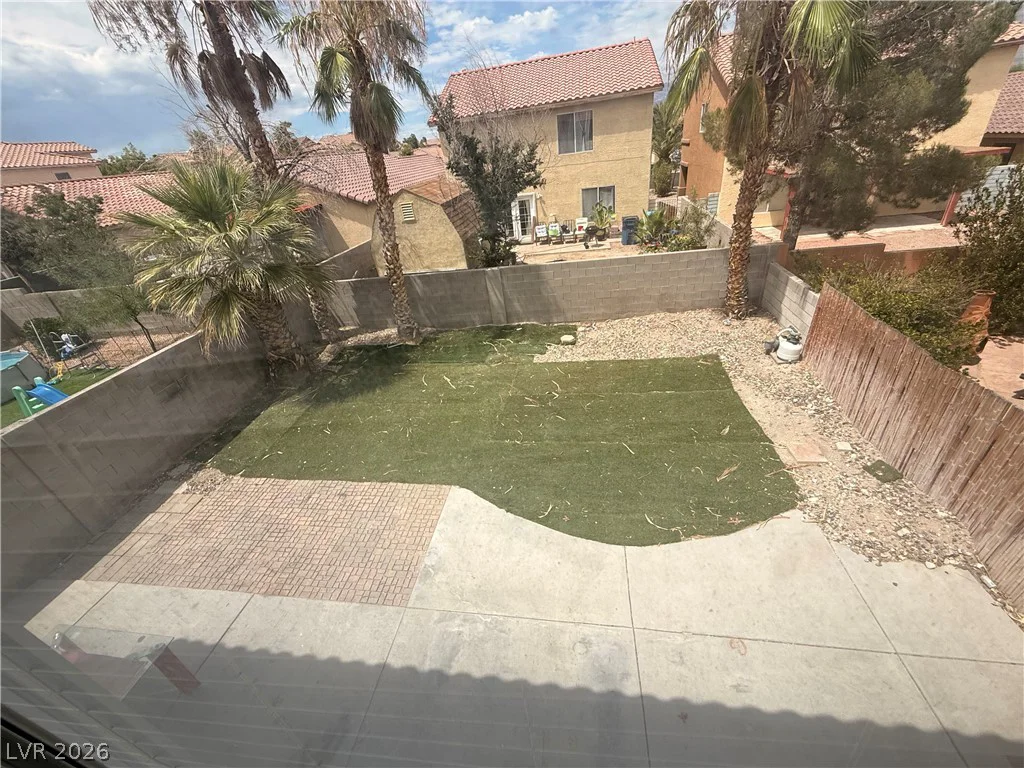 8608 Hidden Pines, Las Vegas, NV 89143