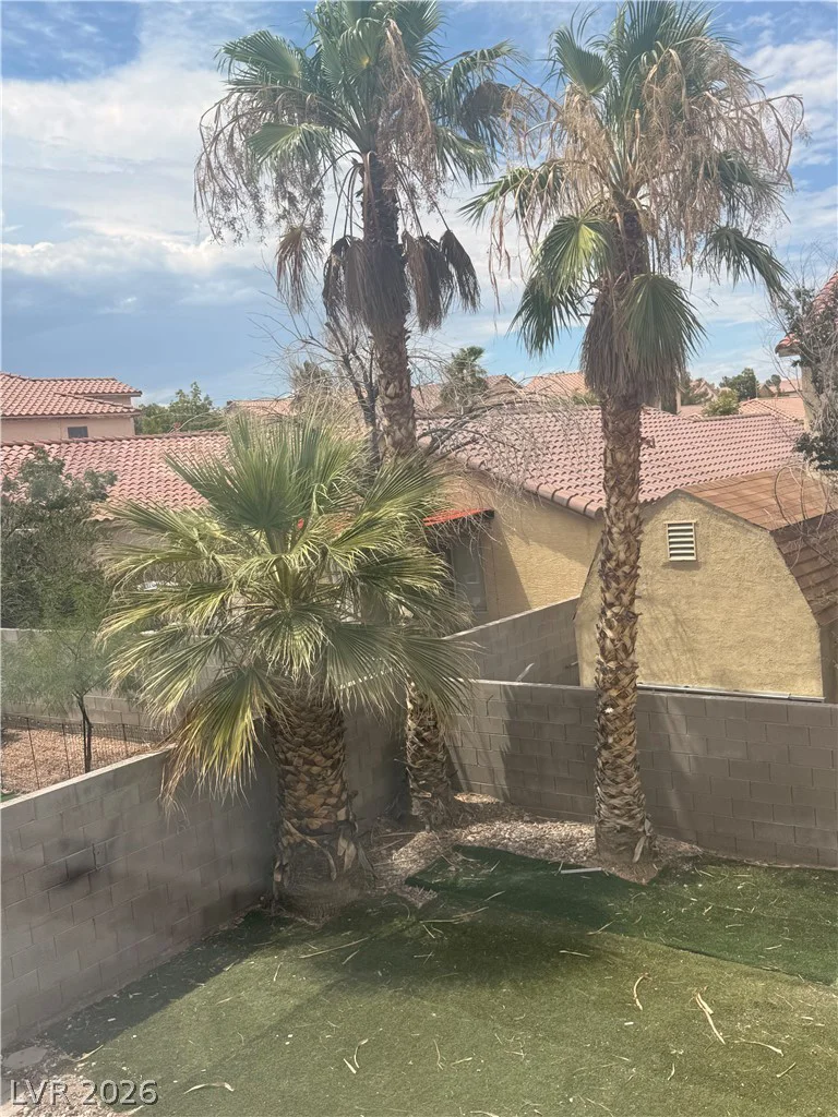 8608 Hidden Pines, Las Vegas, NV 89143