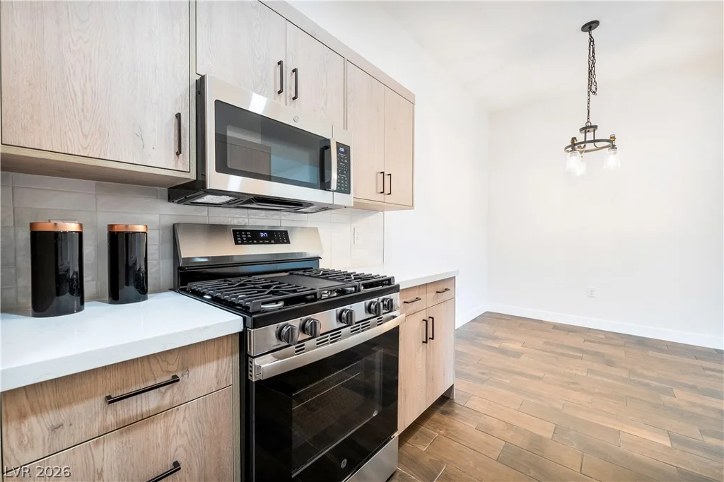 700 Carnegie, Henderson, NV 89052