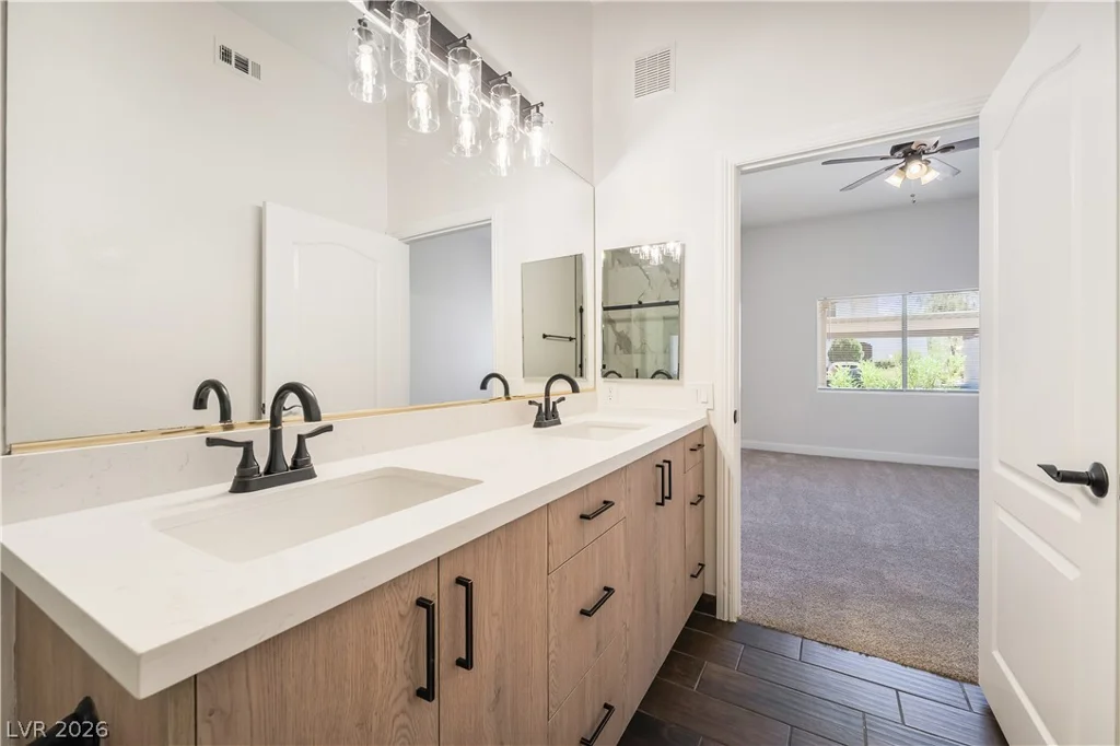 700 Carnegie, Henderson, NV 89052
