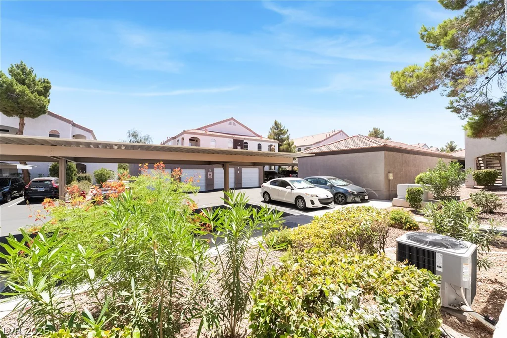 700 Carnegie, Henderson, NV 89052