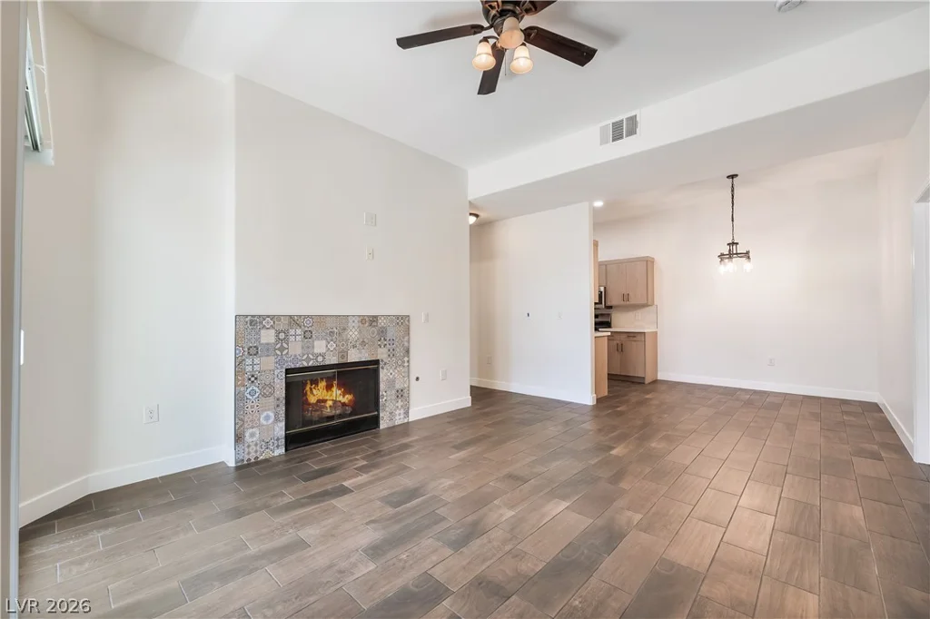 700 Carnegie, Henderson, NV 89052