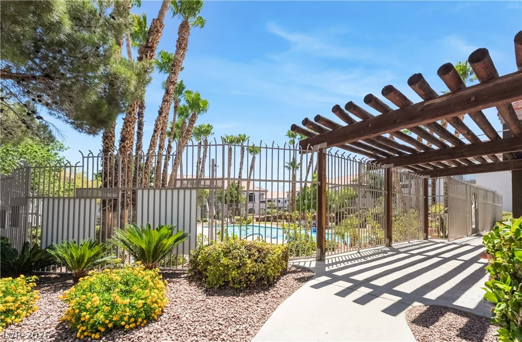 700 Carnegie, Henderson, NV 89052