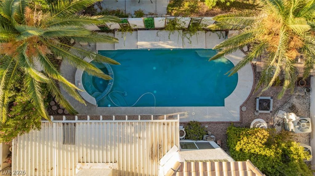 8208 Swan Lake, Las Vegas, NV 89128