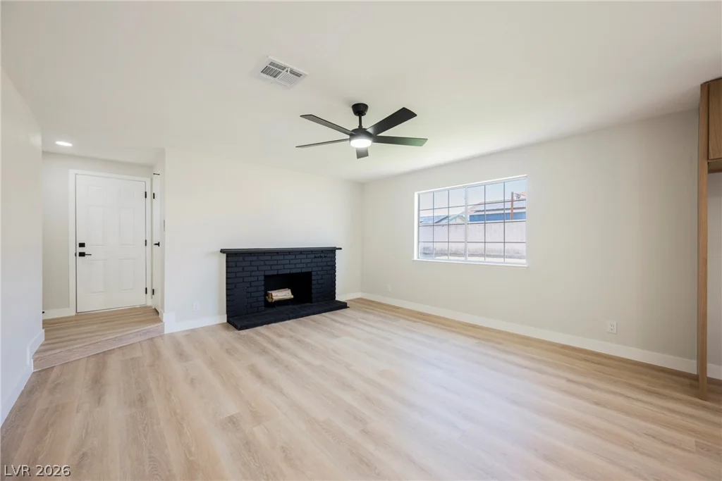 6800 Legalla, Las Vegas, NV 89156