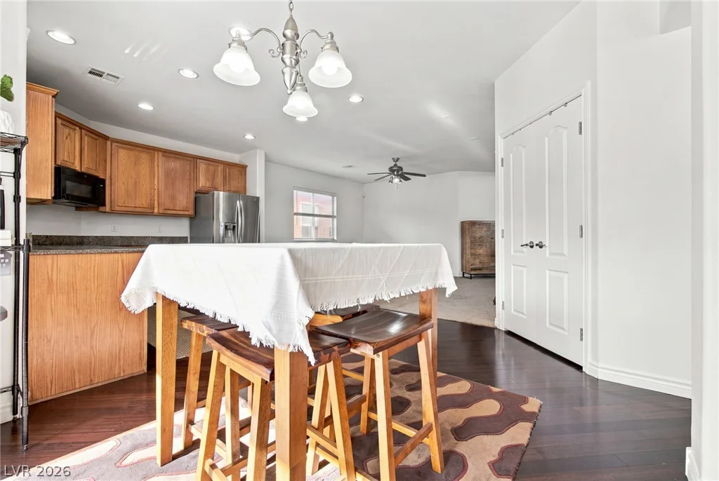 7425 Glorious Sun, Las Vegas, NV 89178