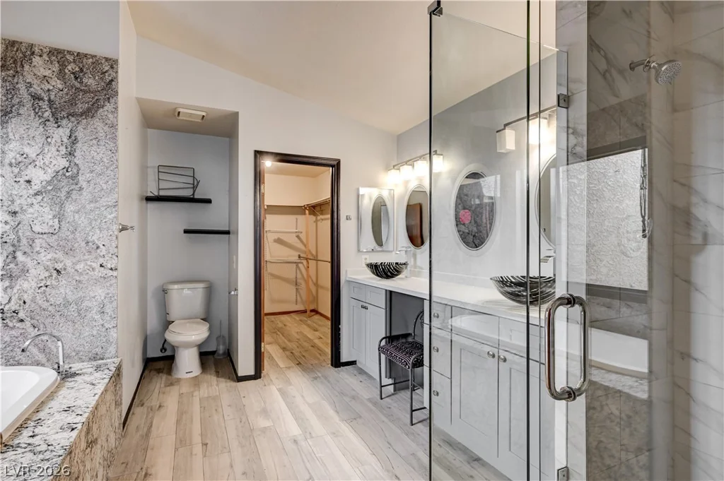7916 Canoe, Las Vegas, NV 89145