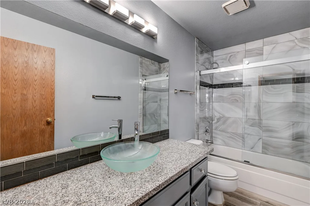 7916 Canoe, Las Vegas, NV 89145