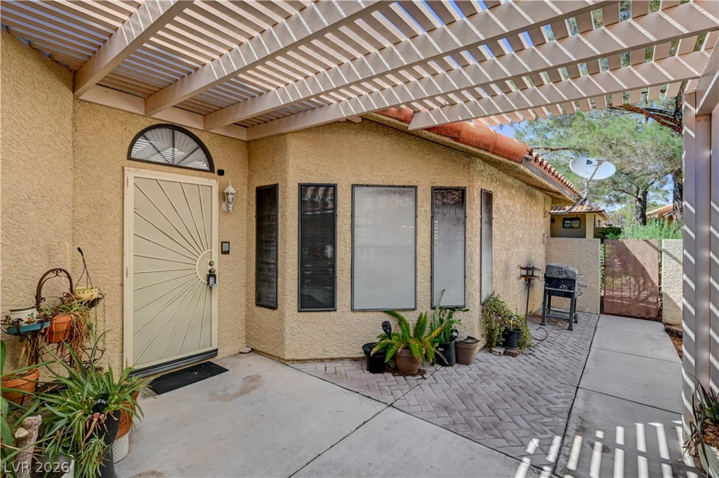 7916 Canoe, Las Vegas, NV 89145