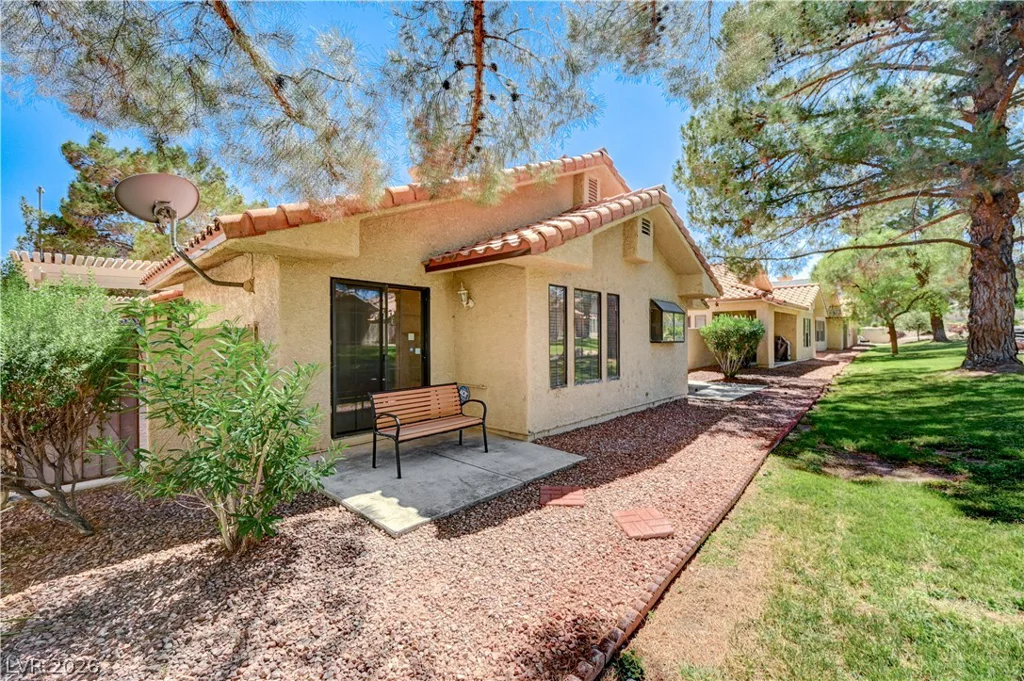 7916 Canoe, Las Vegas, NV 89145
